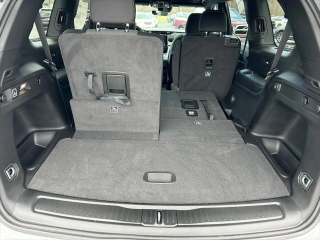 2026 Jeep Grand Cherokee L Altitude 4x4