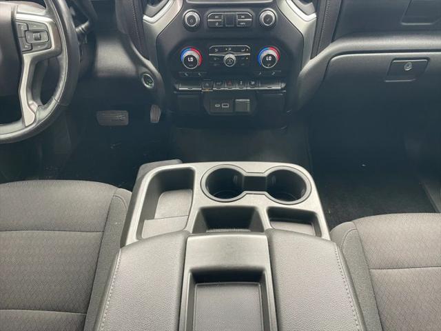 2022 Chevrolet Silverado 1500 2WD Crew Cab Short Bed LT