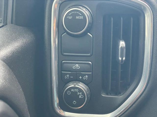 2022 Chevrolet Silverado 1500 2WD Crew Cab Short Bed LT