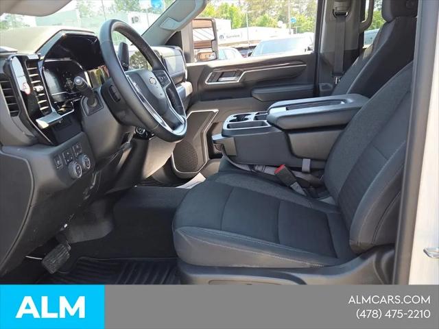 2025 Chevrolet Silverado 2500HD 4WD Crew Cab Standard Bed LT