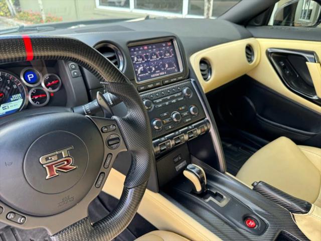 2015 Nissan GT-R Premium