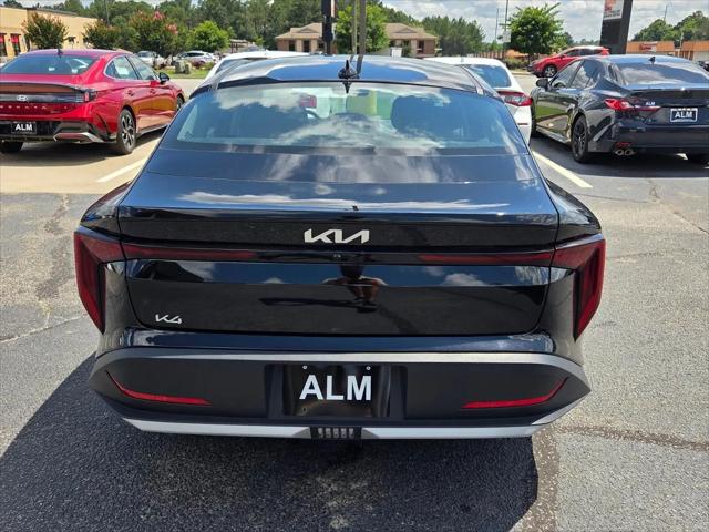 2025 Kia K4 LXS