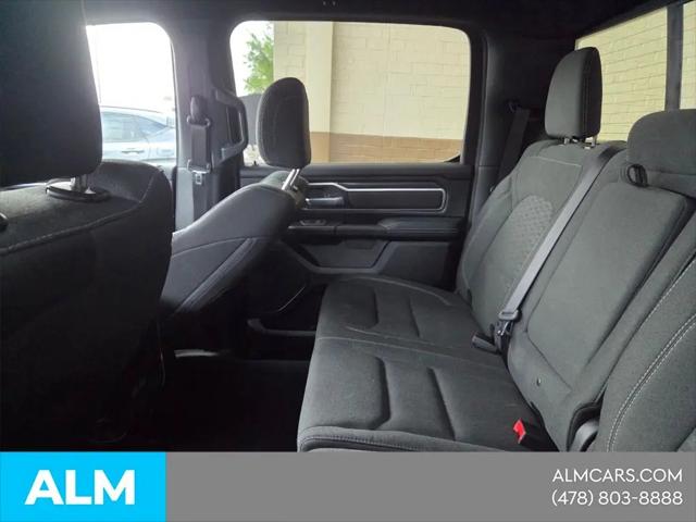 2025 Ram 1500 Big Horn Crew Cab 4x4 5'7" Box