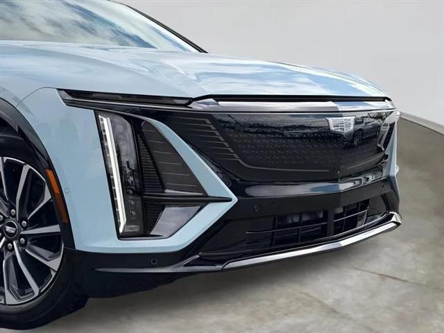 2024 Cadillac iQ Sport w/1SJ