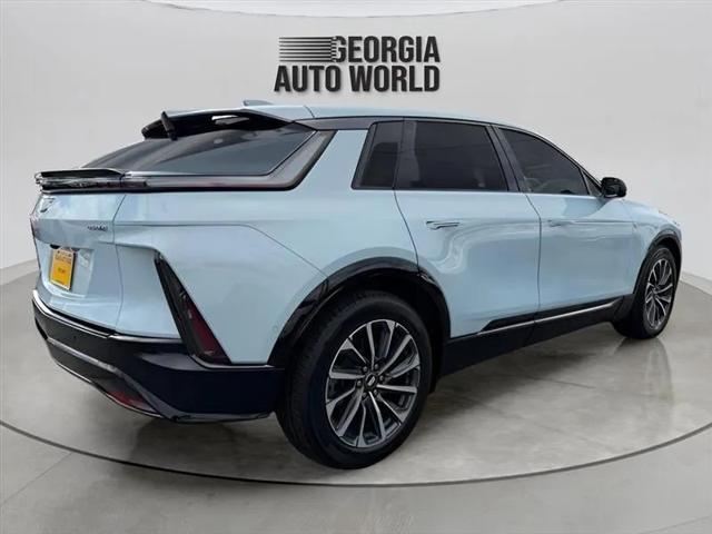 2024 Cadillac iQ Sport w/1SJ