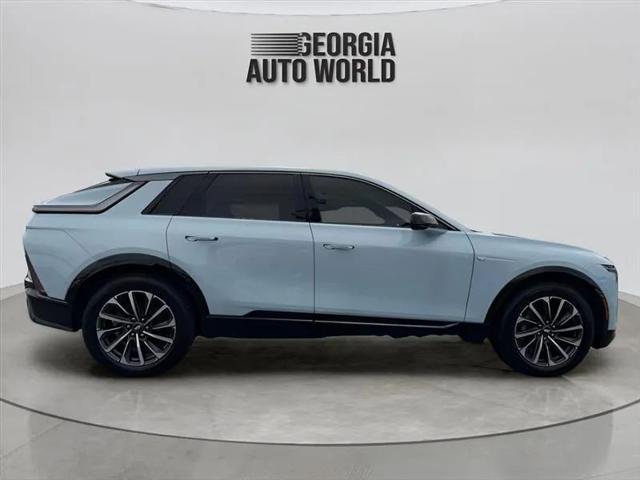 2024 Cadillac iQ Sport w/1SJ