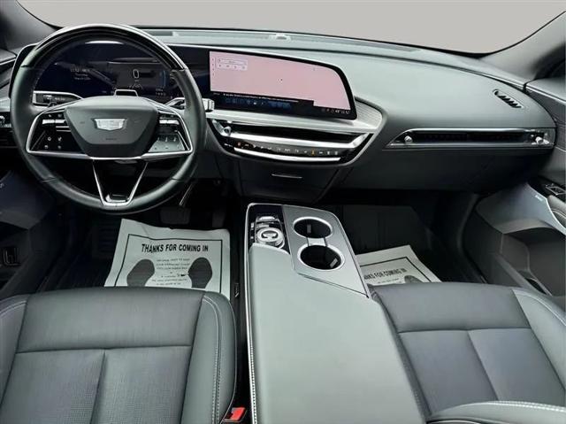 2024 Cadillac iQ Sport w/1SJ