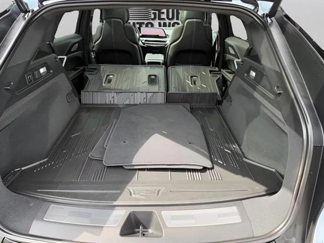 2024 Cadillac iQ Sport w/1SJ