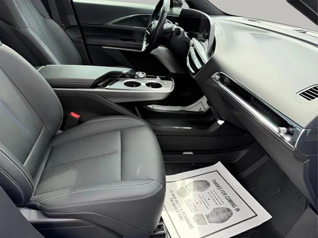 2024 Cadillac iQ Sport w/1SJ