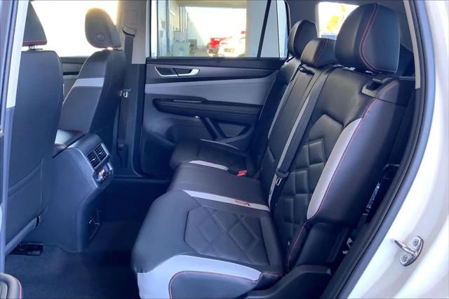 2026 Volkswagen Atlas Peak Edition