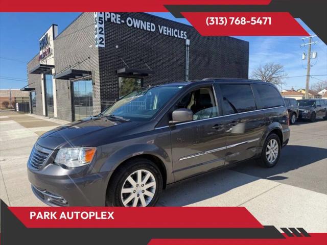 2016 Chrysler Town & Country Touring for sale in Lincoln Park, MI