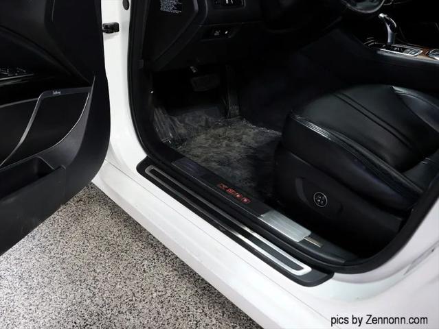 2015 Kia K900 Luxury