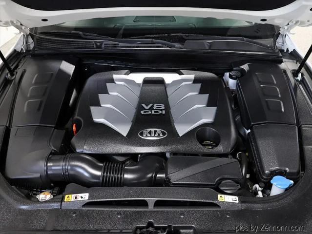 2015 Kia K900 Luxury