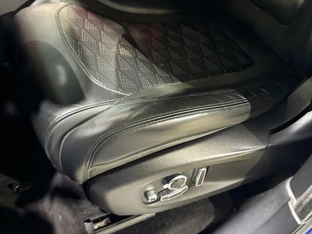 2020 Land Rover Range Rover Sport SVR