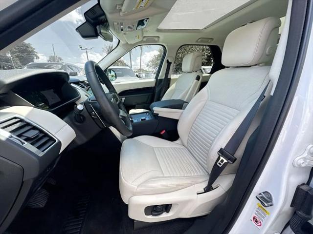 2025 Land Rover Discovery P300 S
