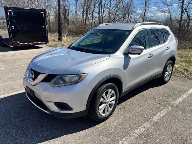 2016 Nissan Rogue SV for sale in Floyds Knobs, IN