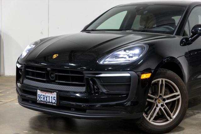 2023 Porsche Macan Base