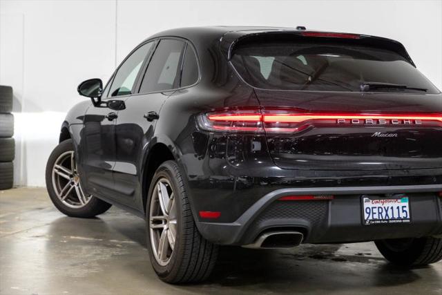 2023 Porsche Macan Base