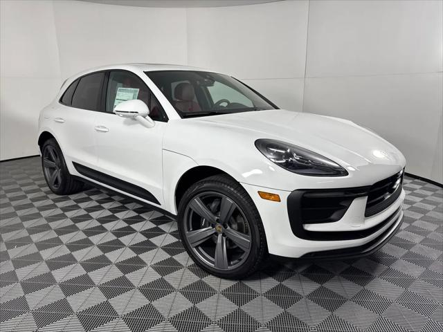 2026 Porsche Macan Macan