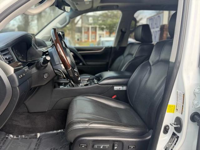 2018 Lexus LX 570 Three-Row