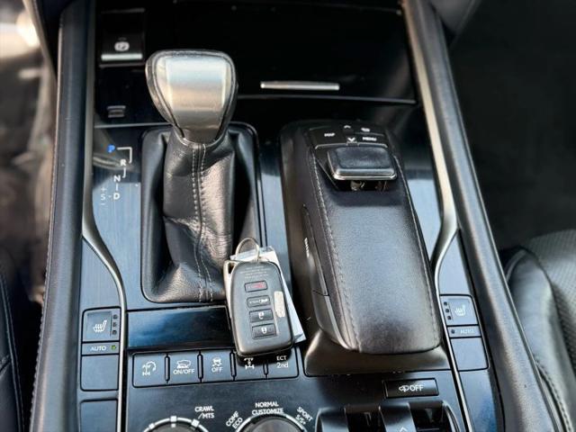 2018 Lexus LX 570 Three-Row