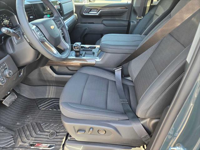 2026 Chevrolet Silverado 1500 4WD Crew Cab Standard Bed LT