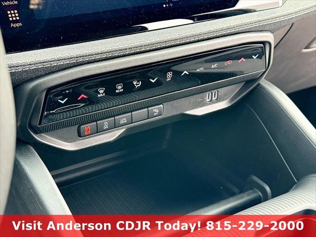 2026 Jeep Cherokee Laredo 4x4