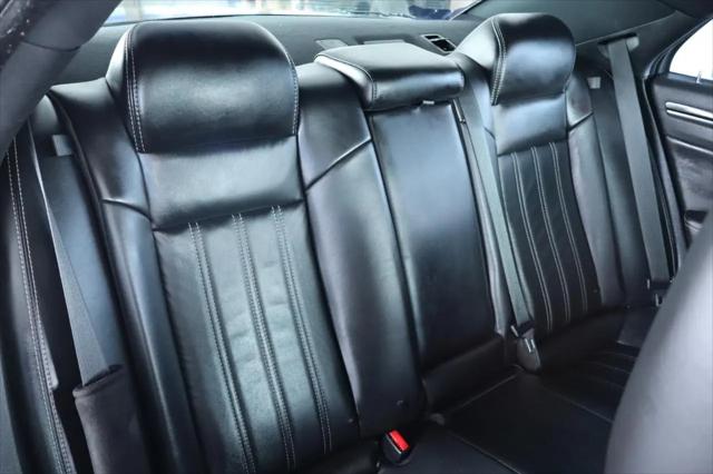 2018 Chrysler 300 300S