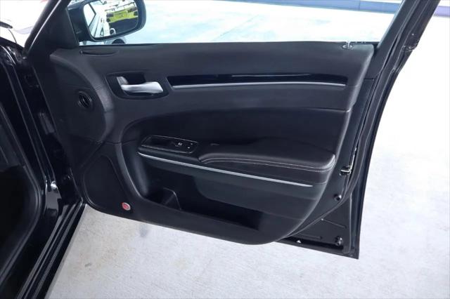 2018 Chrysler 300 300S