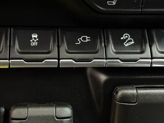 2021 GMC Sierra 1500 4WD Crew Cab Short Box Elevation