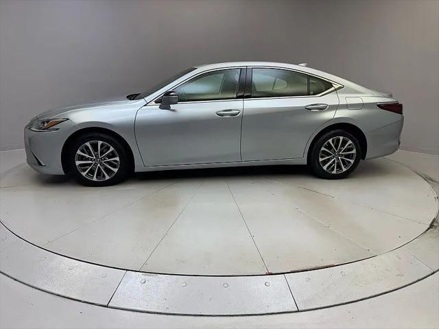 2023 Lexus ES 250 250