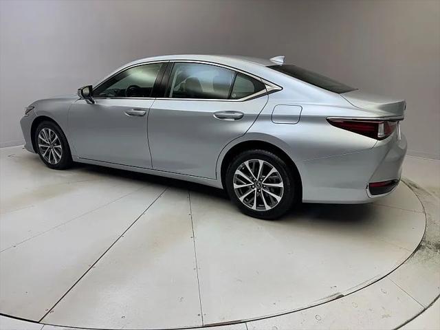 2023 Lexus ES 250 250