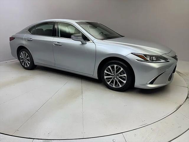 2023 Lexus ES 250 250