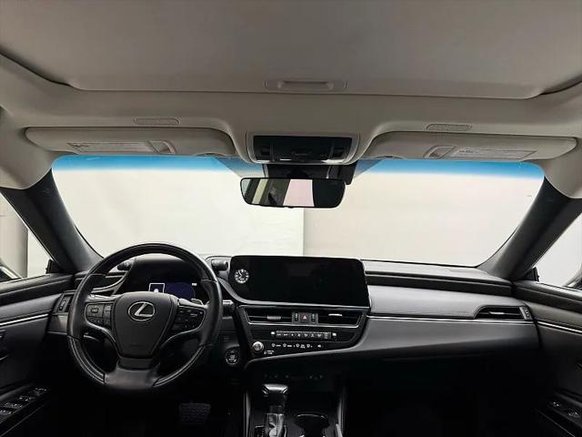 2023 Lexus ES 250 250