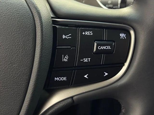 2023 Lexus ES 250 250