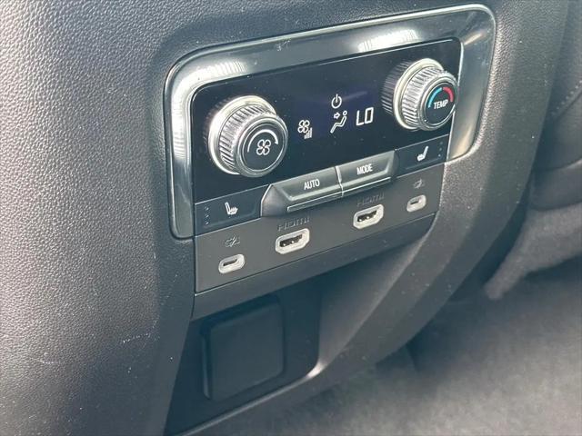 2024 GMC Yukon XL 4WD Denali
