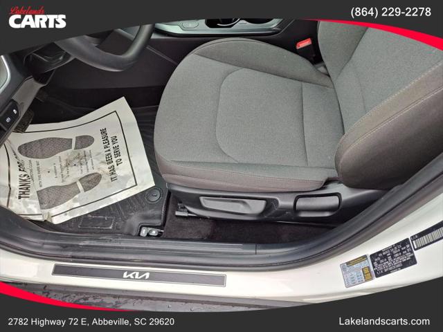 2025 Kia K4 LXS