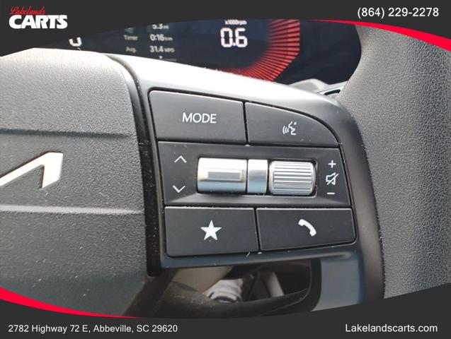 2025 Kia K4 LXS