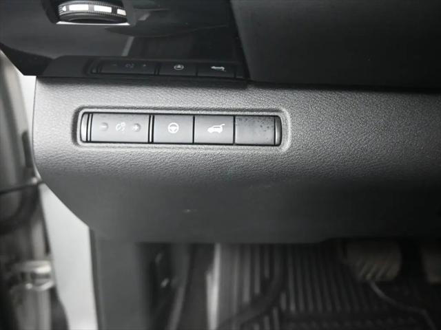 2025 Nissan Pathfinder SV FWD