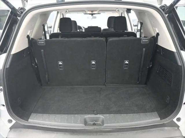 2025 Nissan Pathfinder SV FWD