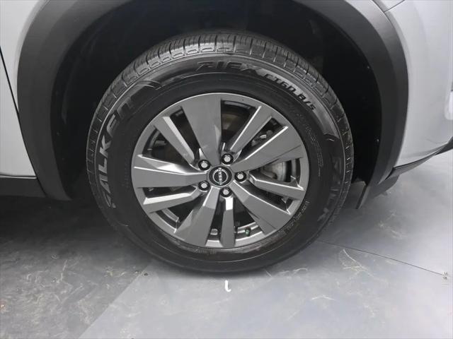 2025 Nissan Pathfinder SV FWD