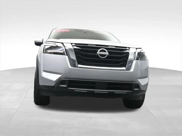 2025 Nissan Pathfinder SV FWD