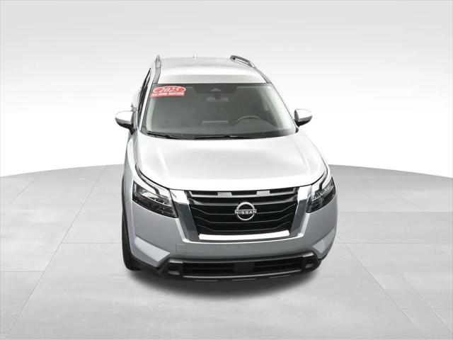 2025 Nissan Pathfinder SV FWD