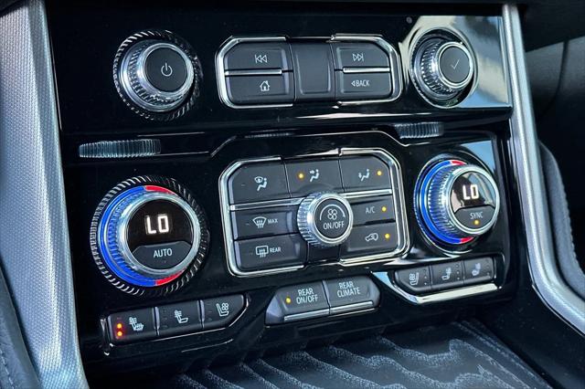 2024 GMC Yukon XL 4WD Denali