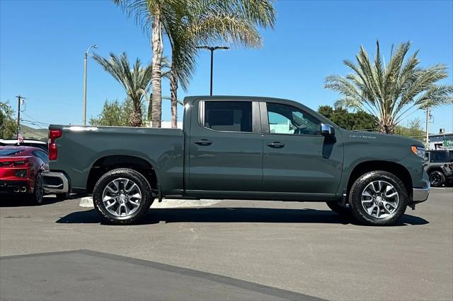 2026 Chevrolet Silverado 1500 4WD Crew Cab Standard Bed LT