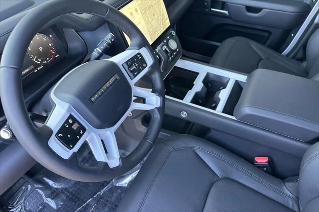 2026 Land Rover Defender P400 X-Dynamic SE
