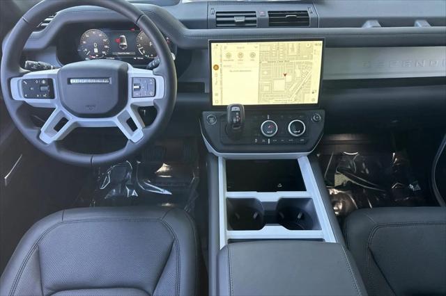 2026 Land Rover Defender P400 X-Dynamic SE