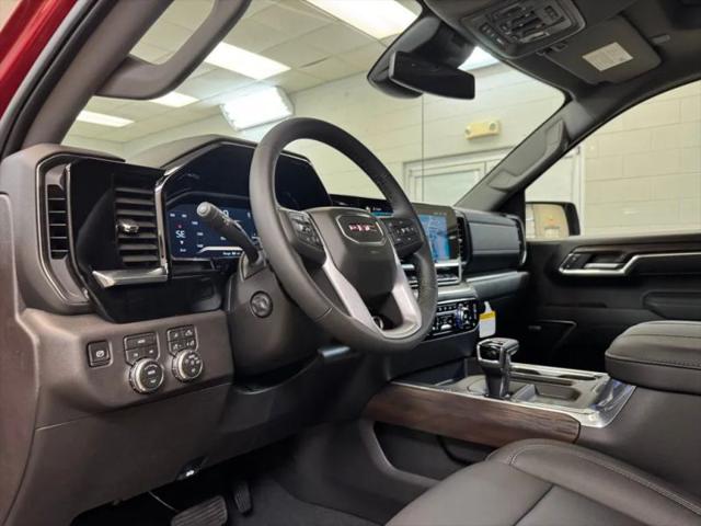 2026 GMC Sierra 1500 Crew Cab, Standard Bed, SLT, 4WD