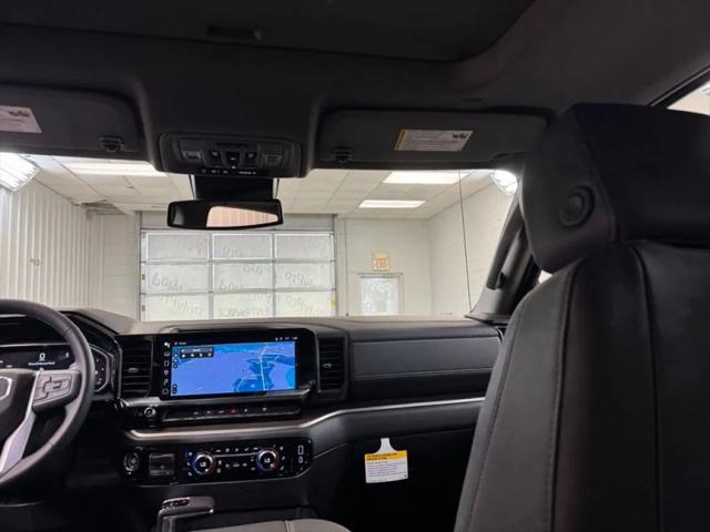 2026 GMC Sierra 1500 Crew Cab, Standard Bed, SLT, 4WD