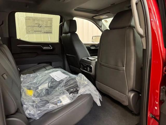 2026 GMC Sierra 1500 Crew Cab, Standard Bed, SLT, 4WD